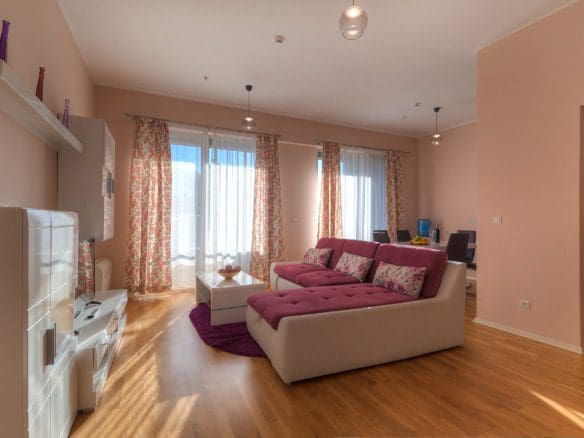 Apartament Trzysypialniowy na Sprzedaż w Becici