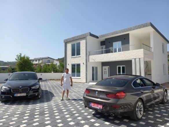 Karadağ Bar'da Satılık Ev