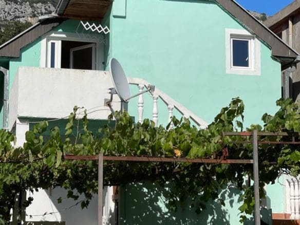 Sutomore'da Satılık Ev