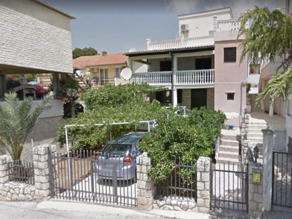 Moderna kuća na prodaju u Utjehi