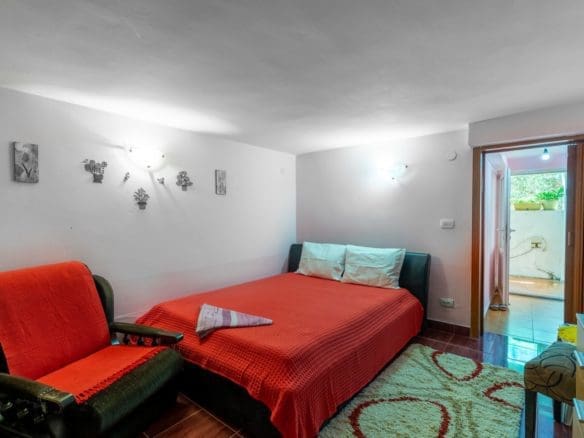 Odkryj Wymarzoną Nieruchomość w Susanj, Bar