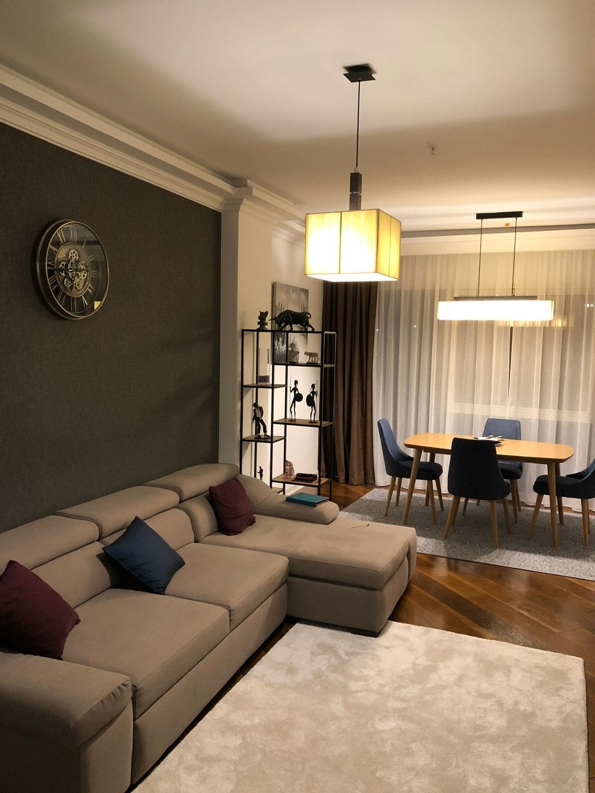 MREnekretnine (1) Očaravajući apartman sa pogledom na more u Tre Canne-Budva