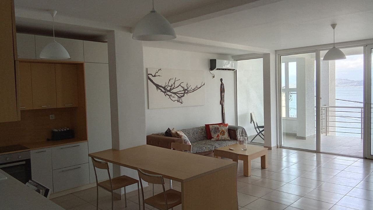 Stan na prodaju na crnogorskom primorju