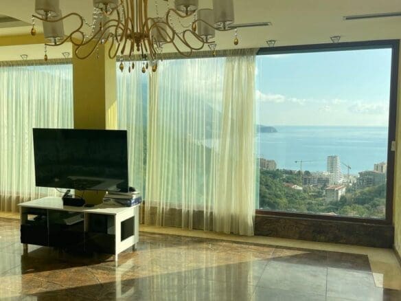 Luksusowa Willa Oaza z Basenem w Czarnogórze