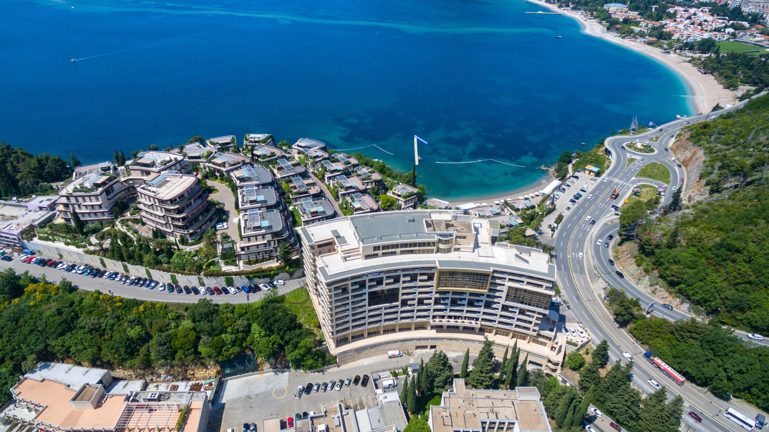 2026'da Karadağ'da Emlak Almak İçin En İyi Yerler – Öncü Lokasyonlar ve Yatırım Rehberi - Karadağ'da Emlak Almak İçin En İyi Yerler Dukley Gardens-Budva'da Lüks Villa