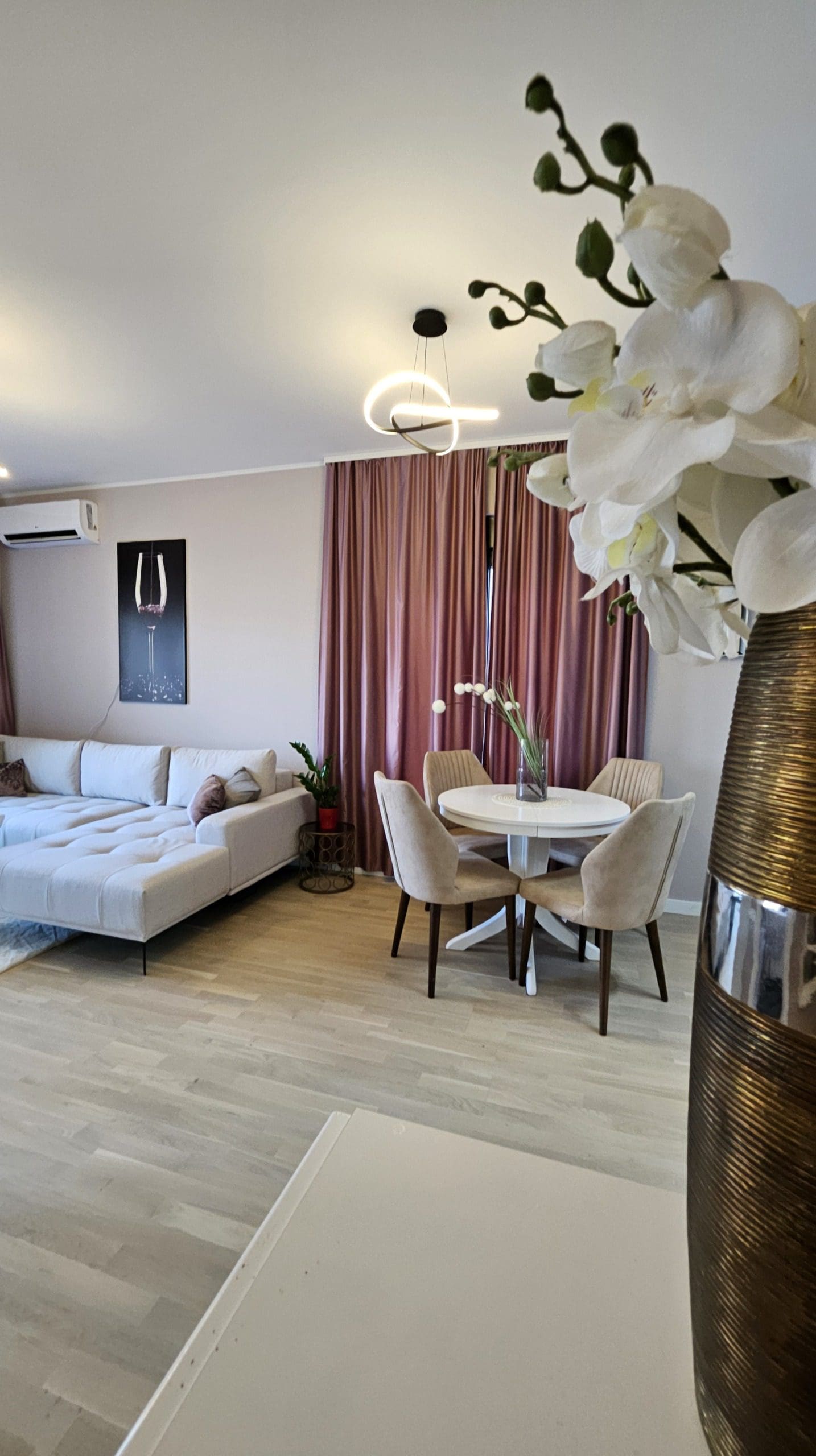 Modern Furnished Apartment with Sea View in Budva