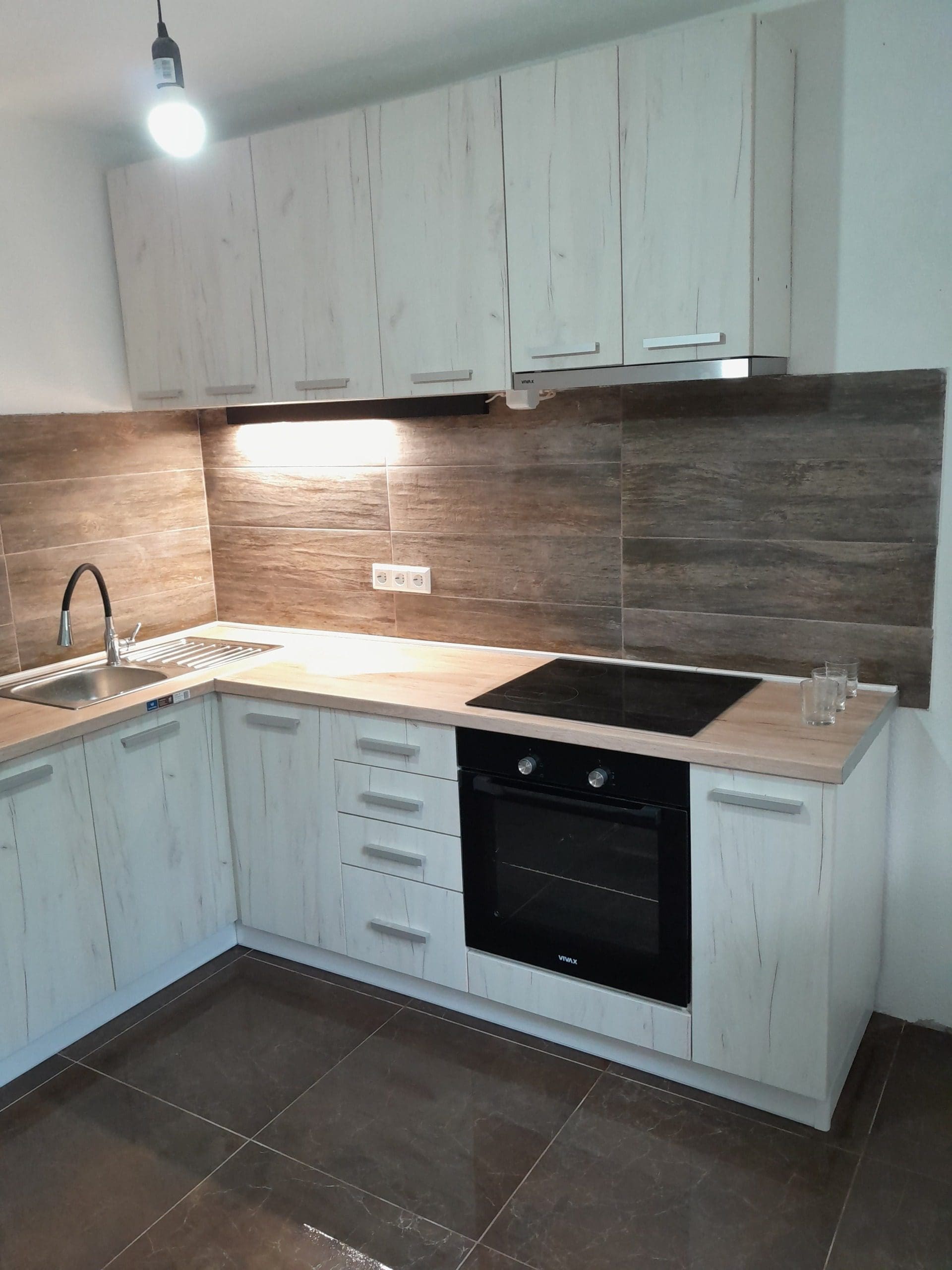 Dobra Voda'da Satılık Şirin Ev