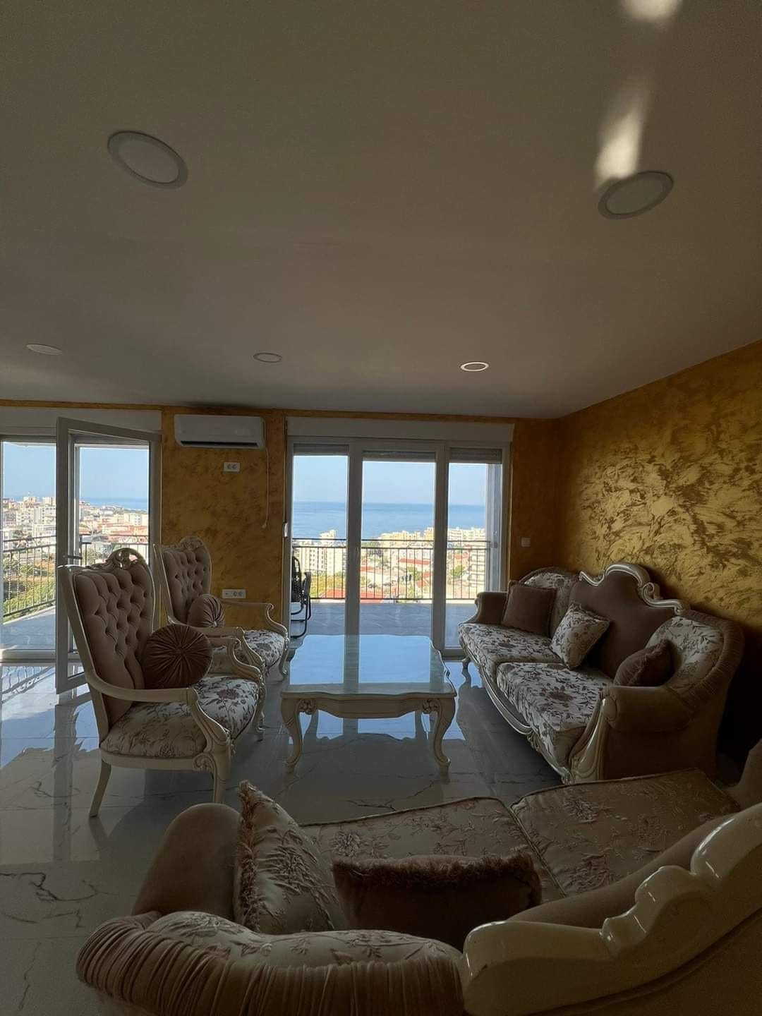 MREproperty (1) Luxurious Penthouse with Panoramic Sea Views in Dobra Voda