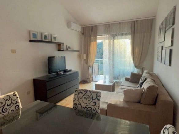 Einzimmerwohnung mit Meerblick in Przno