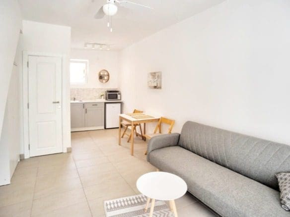 Baošići'de Satılık Dubleks Daireler