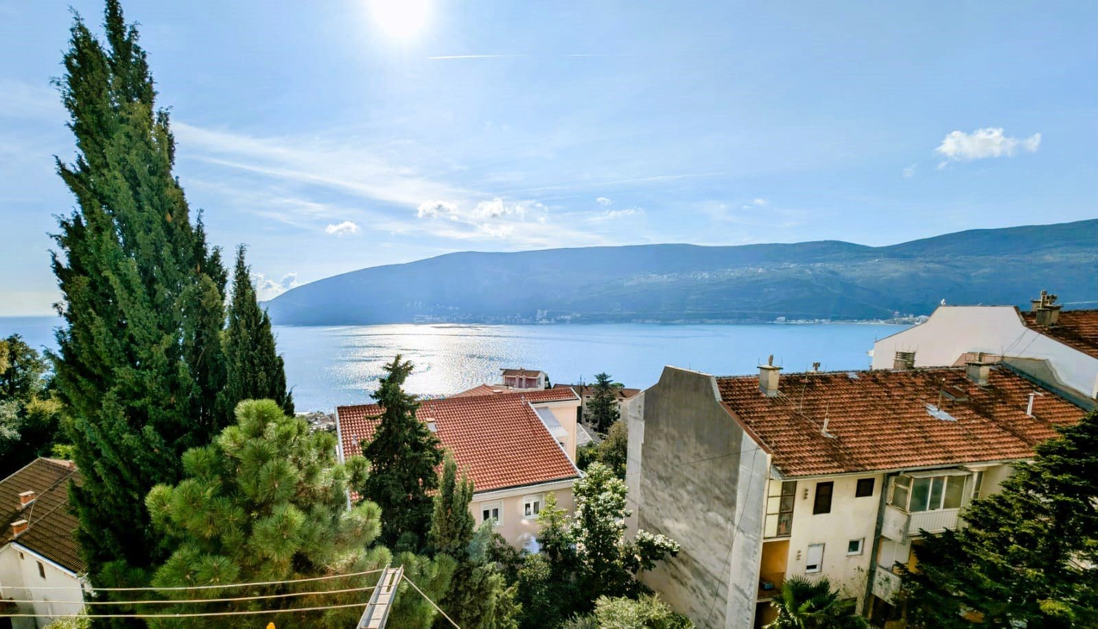 2026'da Karadağ'da Emlak Almak İçin En İyi Yerler – Öncü Lokasyonlar ve Yatırım Rehberi - Karadağ'da Emlak Almak İçin En İyi Yerler Herceg Novi'de Satılık 1 Yatak Odalı Daire