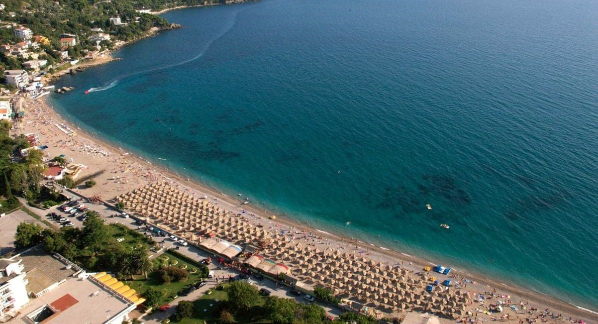 Пляж Сутоморе