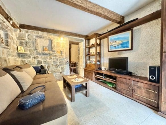 Mieszkanie Studio Na Sprzedaż W Budvie