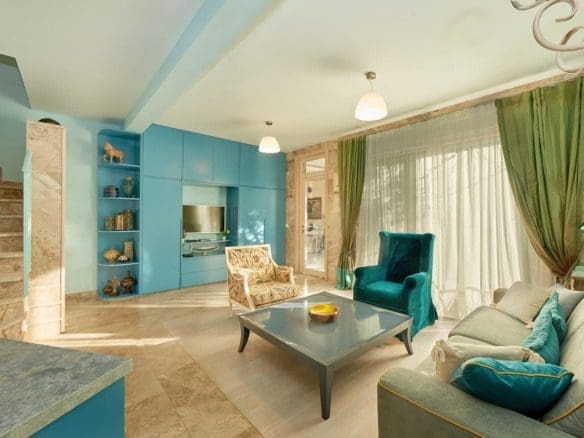 Sveti Stefan'da Satılık Daire