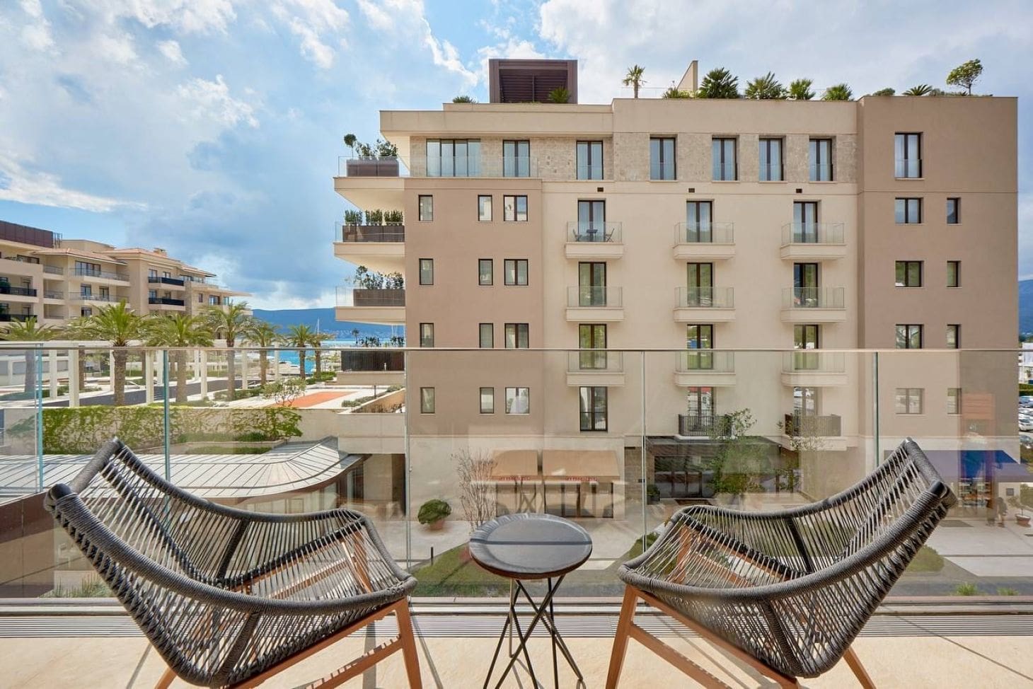 apartament na sprzedaż z widokiem na morze w Porto Montenegro