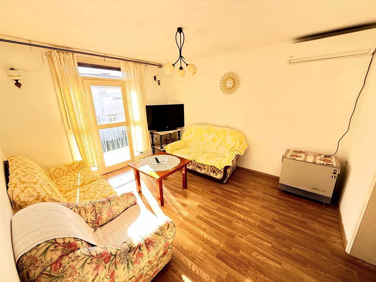 Affordable apartment for sale in Montenegro (2)