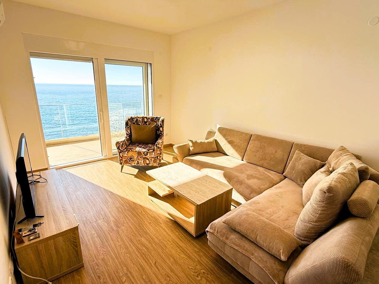 MRE-property Montenegro (1) apartment for sale in Dobra Voda