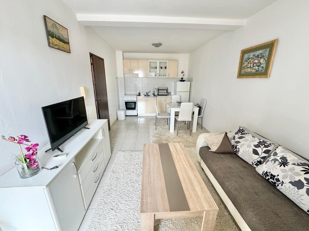 Budva'da Satılık 1 Yatak Odalı Daire