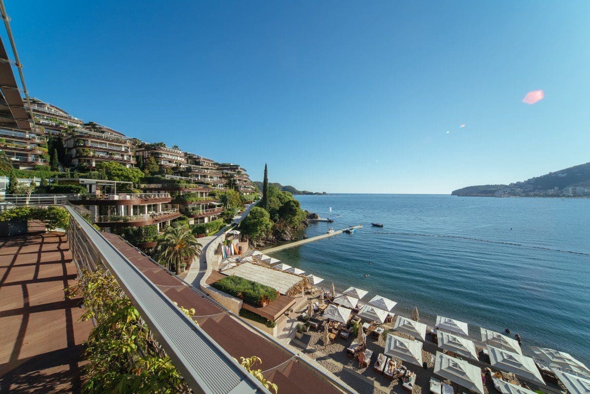 Новий розкішний комплекс у Чорногорії з сучасними зручностями