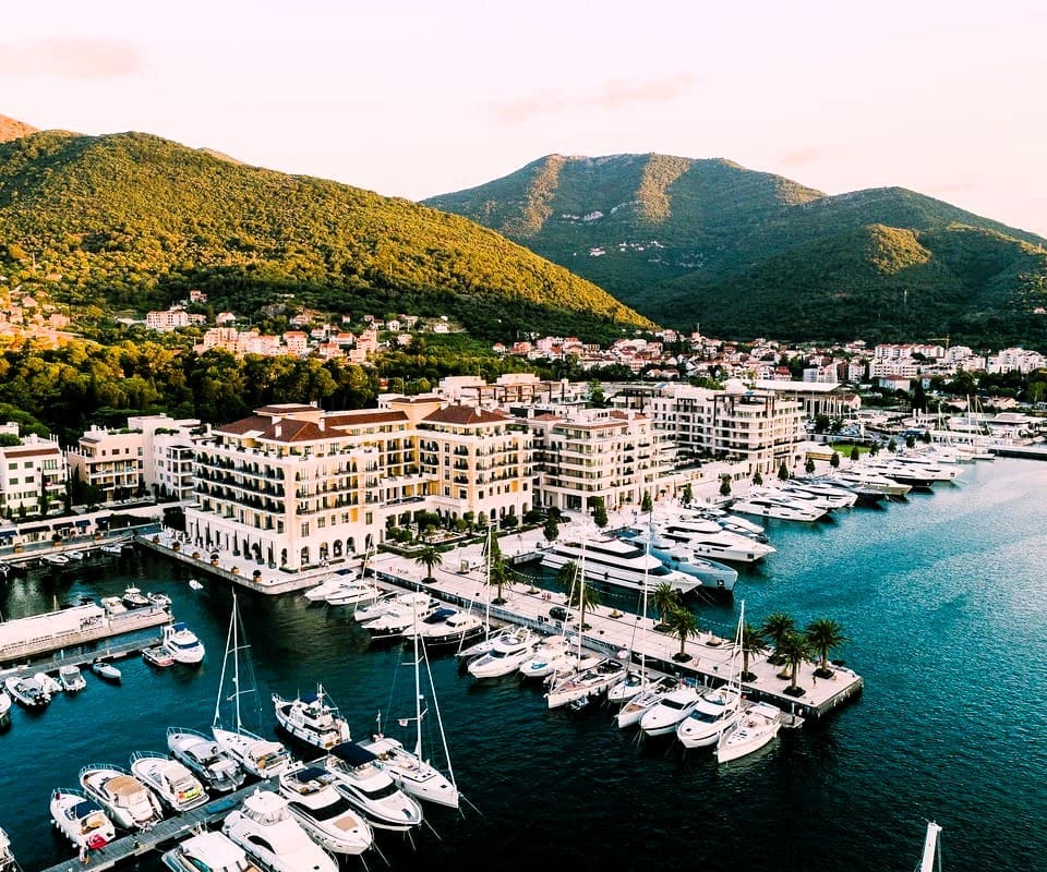 Real Estate Porto Montenegro