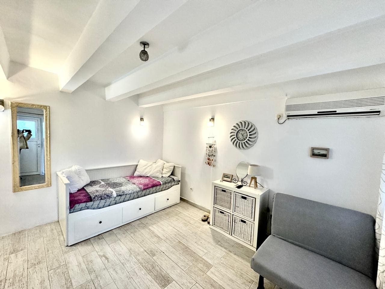 amazing-studio-apartment-for-sale-budva-15