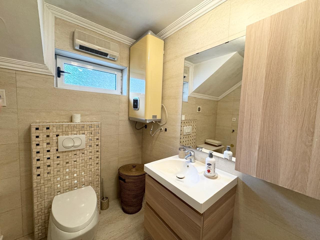 amazing-studio-apartment-for-sale-budva-20