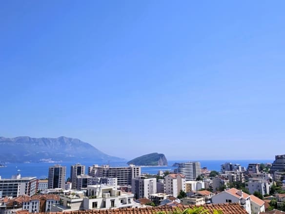 Karadağ'da İkinci El ve Yeni Yapı Karşılaştırması